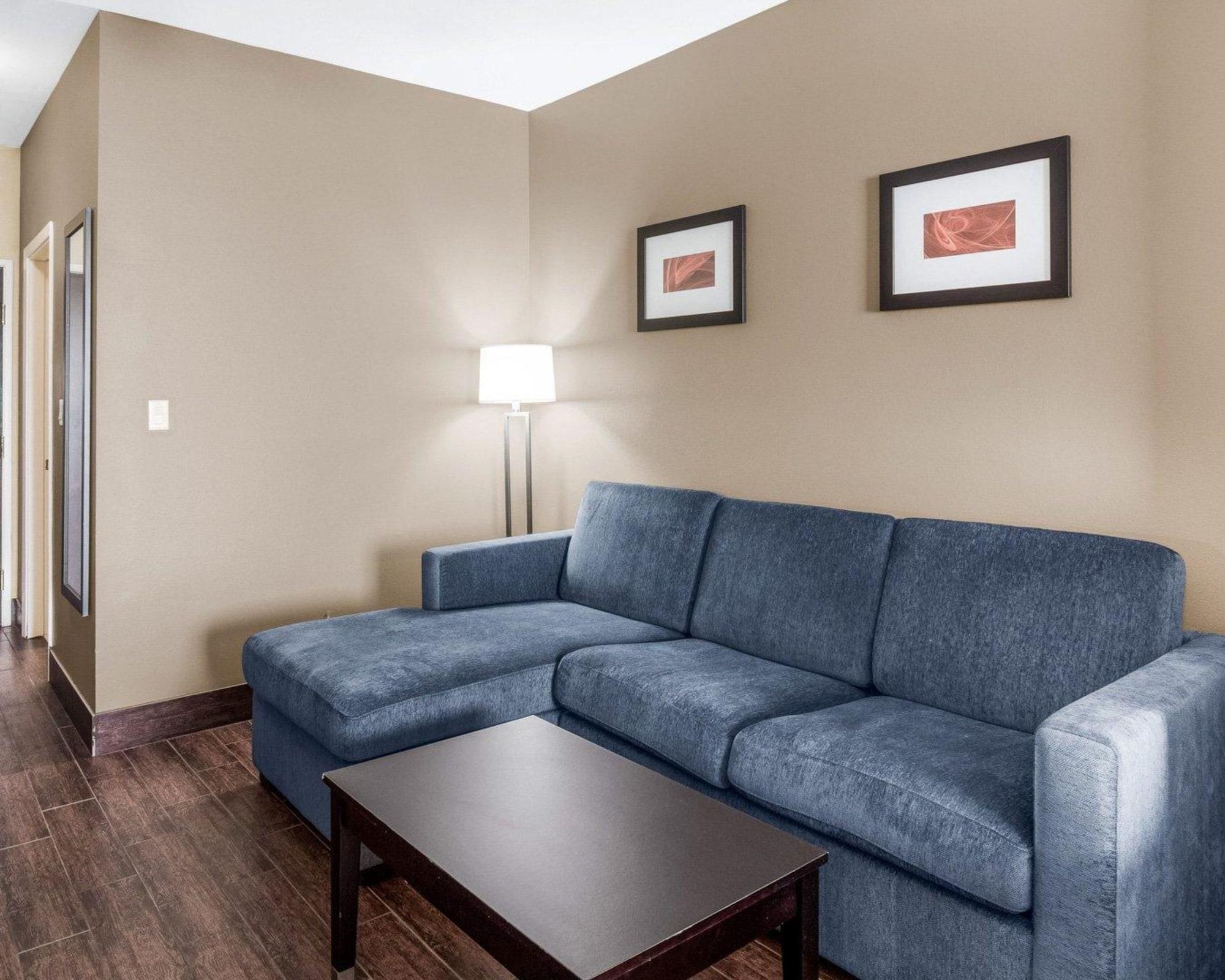 Comfort Suites Odessa Eksteriør bilde