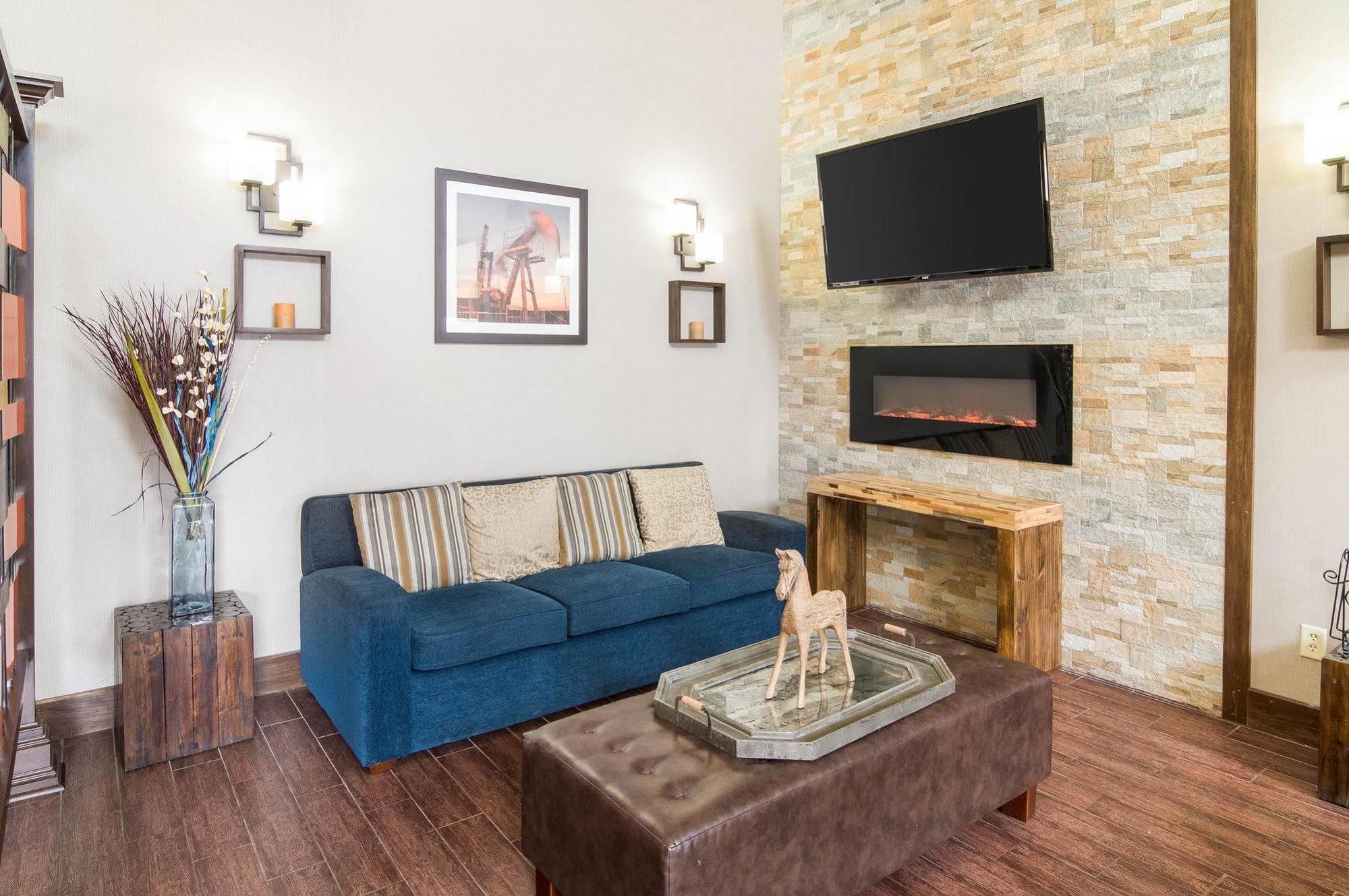 Comfort Suites Odessa Eksteriør bilde