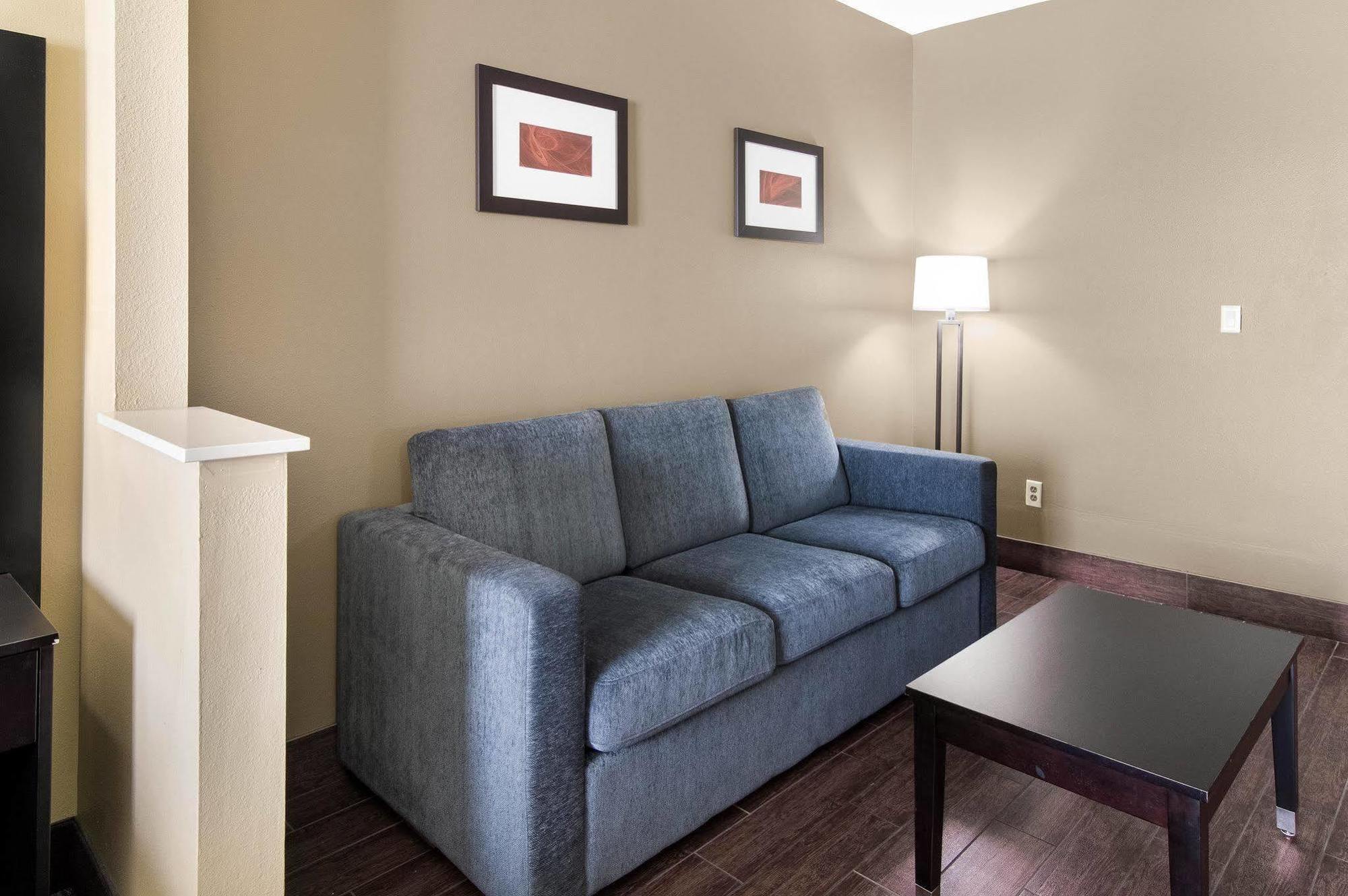 Comfort Suites Odessa Eksteriør bilde