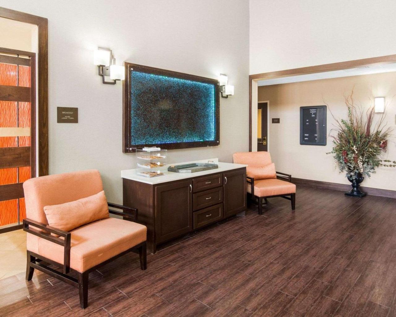 Comfort Suites Odessa Eksteriør bilde
